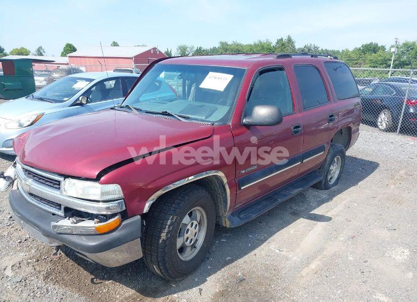 Photo 2 of 2001 Chevrolet Tahoe LS (VIN 1GNEK13T21J295102)