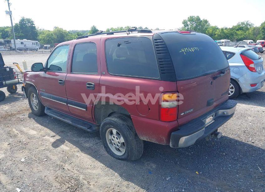 Photo 3 of 2001 Chevrolet Tahoe LS (VIN 1GNEK13T21J295102)