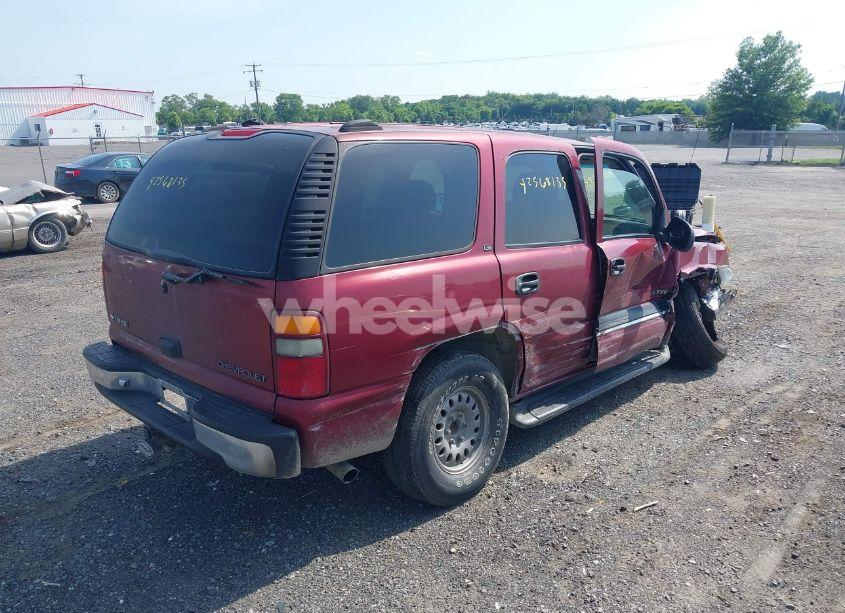Photo 4 of 2001 Chevrolet Tahoe LS (VIN 1GNEK13T21J295102)