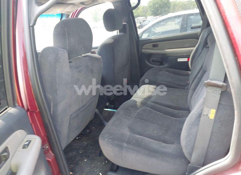 Photo 8 of 2001 Chevrolet Tahoe LS (VIN 1GNEK13T21J295102)