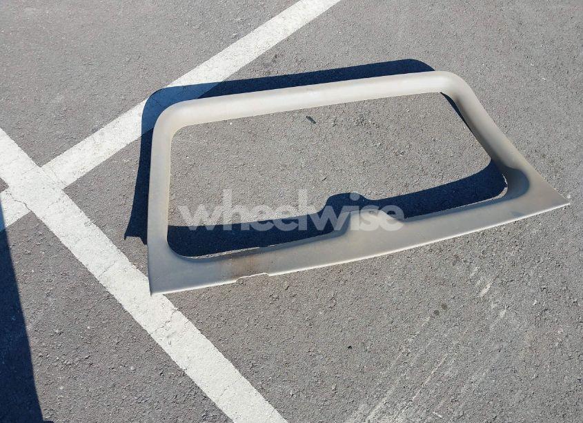 Photo 12 of 2002 Chevrolet Tahoe LT (VIN 1GNEK13T22J206193)