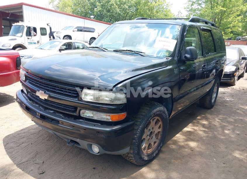 Photo 2 of 2003 Chevrolet Tahoe Z71 (VIN 1GNEK13T23R213938)