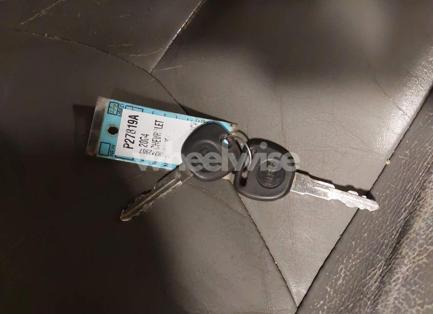 Photo 11 of 2004 Chevrolet Tahoe Z71 (VIN 1GNEK13T24R242907)