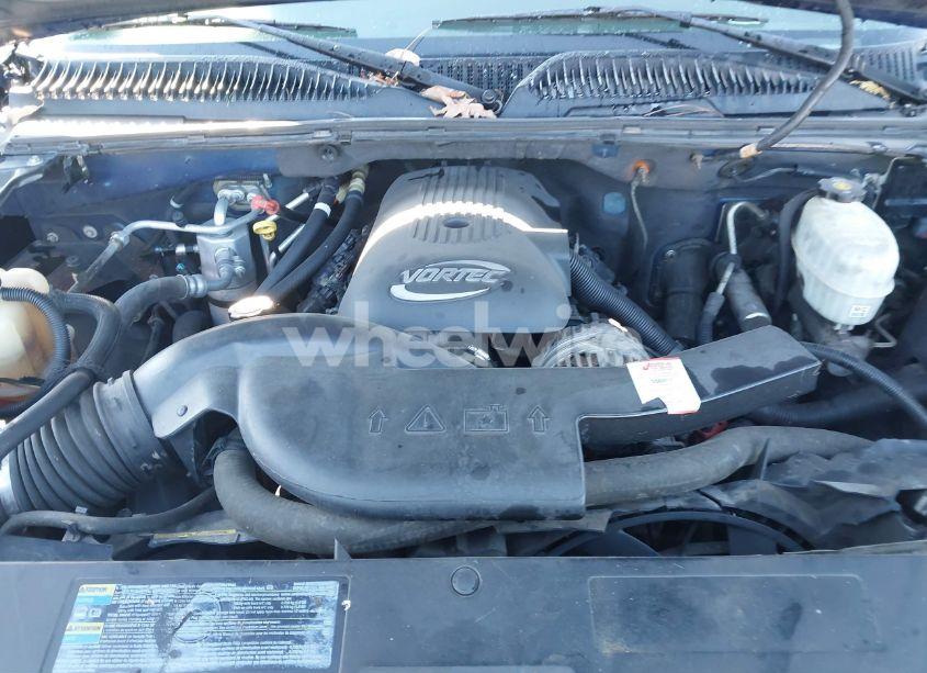 Photo 10 of 2005 Chevrolet Tahoe LS (VIN 1GNEK13T25J105157)