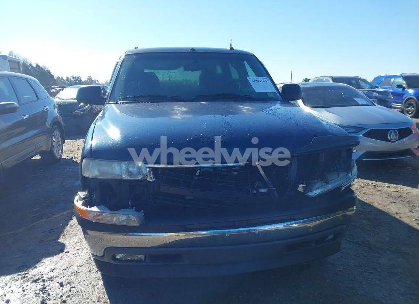 Photo 12 of 2005 Chevrolet Tahoe LS (VIN 1GNEK13T25J105157)