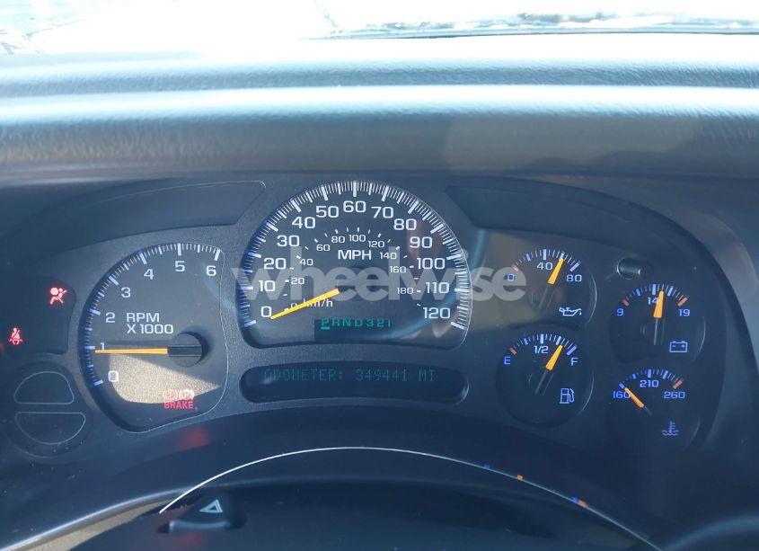 Photo 7 of 2005 Chevrolet Tahoe LS (VIN 1GNEK13T25J105157)