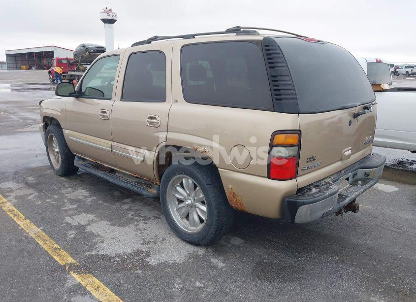 Photo 3 of 2005 Chevrolet Tahoe LT (VIN 1GNEK13T25J143083)