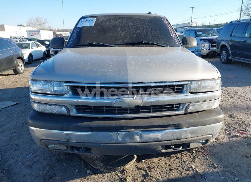 Photo 11 of 2005 Chevrolet Tahoe LS (VIN 1GNEK13T25R236106)