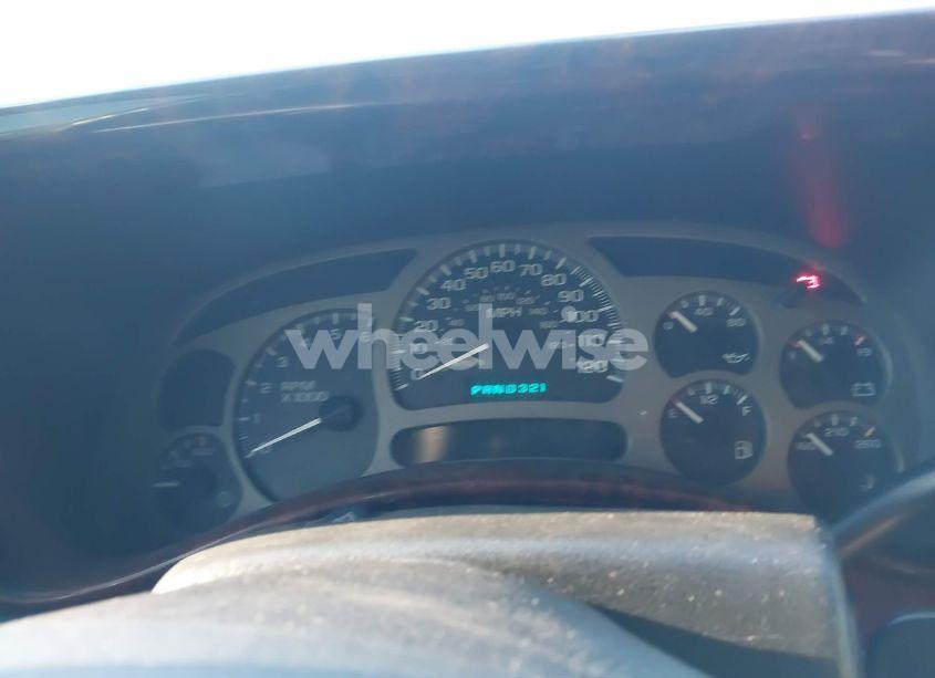 Photo 6 of 2005 Chevrolet Tahoe LS (VIN 1GNEK13T25R236106)