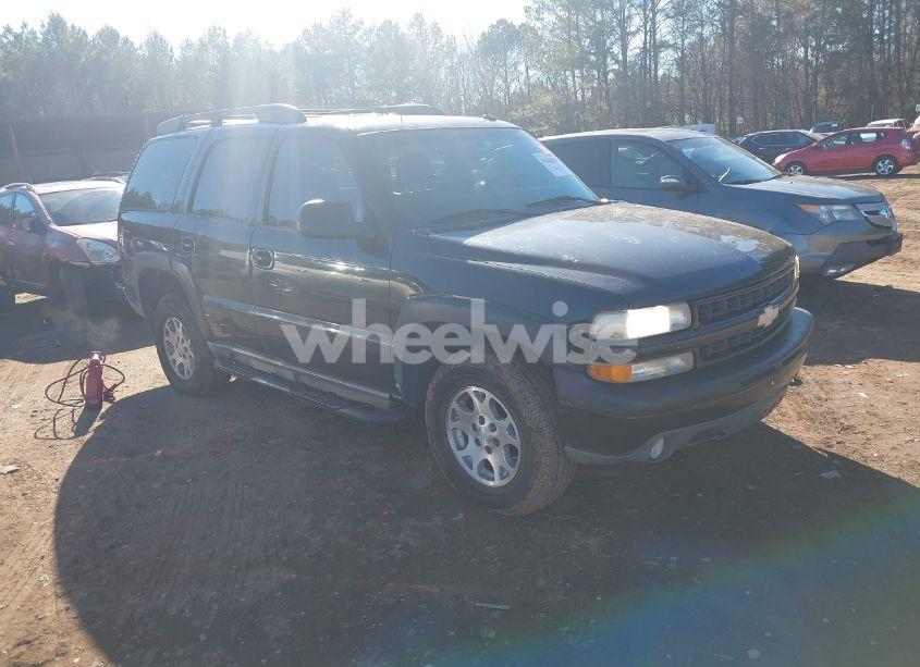 2005 Chevrolet Tahoe Z71 (VIN 1GNEK13T25R267212) main photo