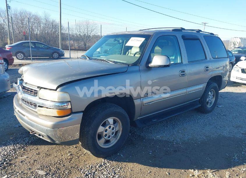 Photo 2 of 2001 Chevrolet Tahoe LT (VIN 1GNEK13T31J119997)