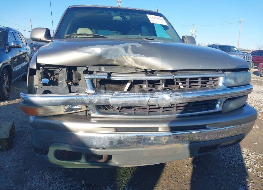 Photo 6 of 2001 Chevrolet Tahoe LT (VIN 1GNEK13T31J119997)