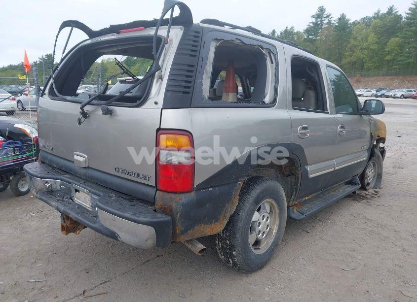 Photo 4 of 2001 Chevrolet Tahoe LT (VIN 1GNEK13T31R172636)