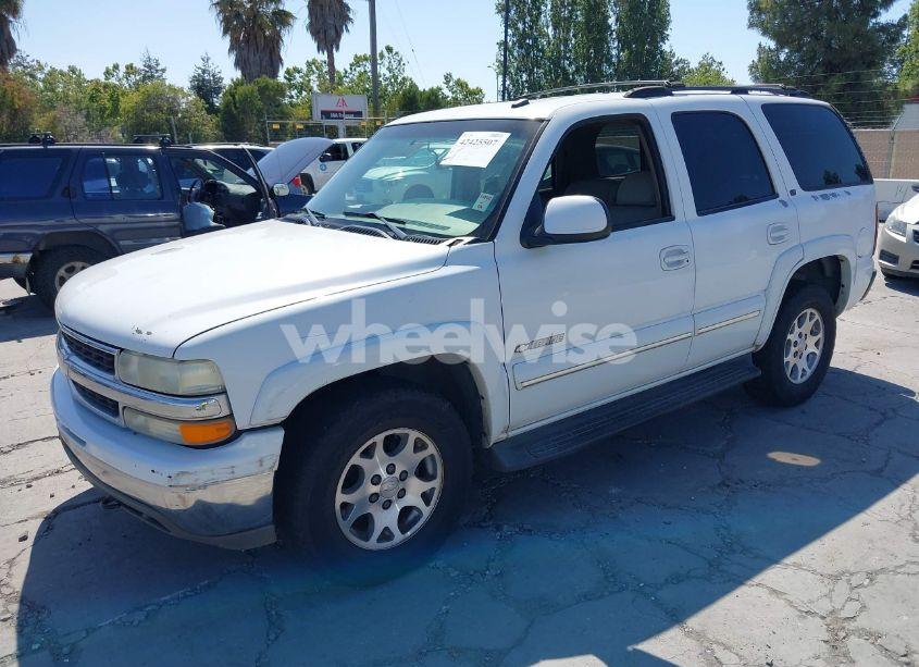 Photo 2 of 2003 Chevrolet Tahoe LT (VIN 1GNEK13T33J238443)