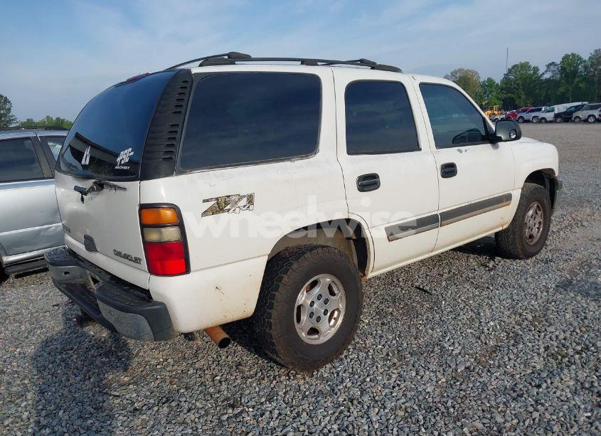Photo 4 of 2005 Chevrolet Tahoe LS (VIN 1GNEK13T35J196245)