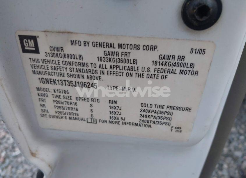 Photo 9 of 2005 Chevrolet Tahoe LS (VIN 1GNEK13T35J196245)