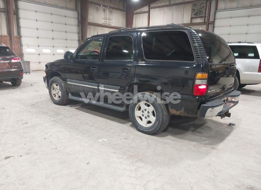 Photo 3 of 2005 Chevrolet Tahoe LT (VIN 1GNEK13T35R110661)
