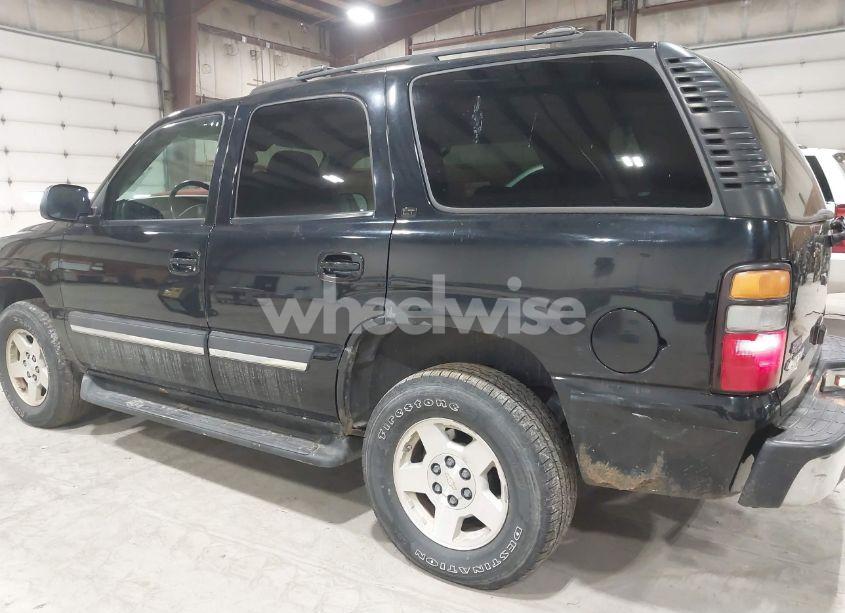 Photo 6 of 2005 Chevrolet Tahoe LT (VIN 1GNEK13T35R110661)