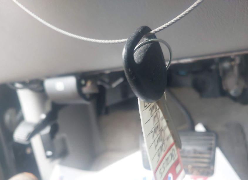 Photo 11 of 2005 Chevrolet Tahoe Z71 (VIN 1GNEK13T35R200327)