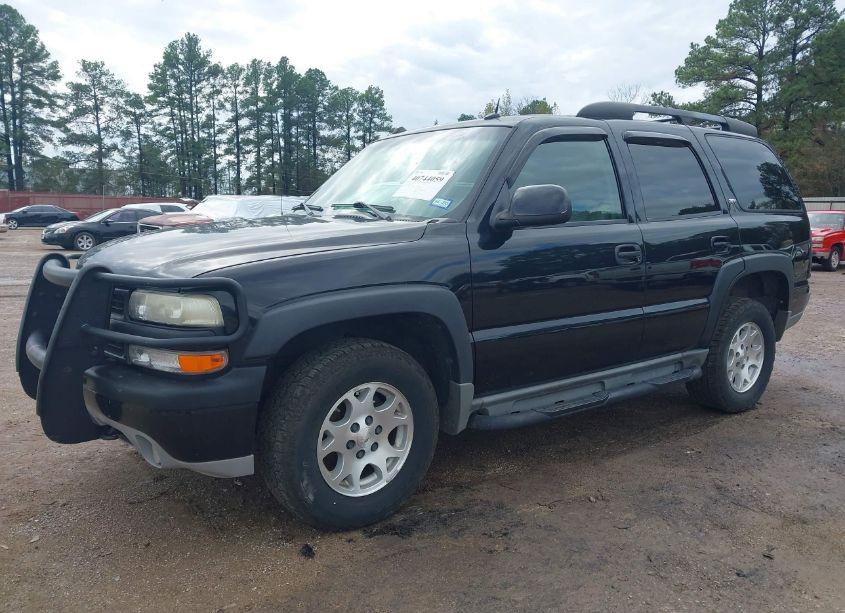 Photo 2 of 2005 Chevrolet Tahoe Z71 (VIN 1GNEK13T35R200327)