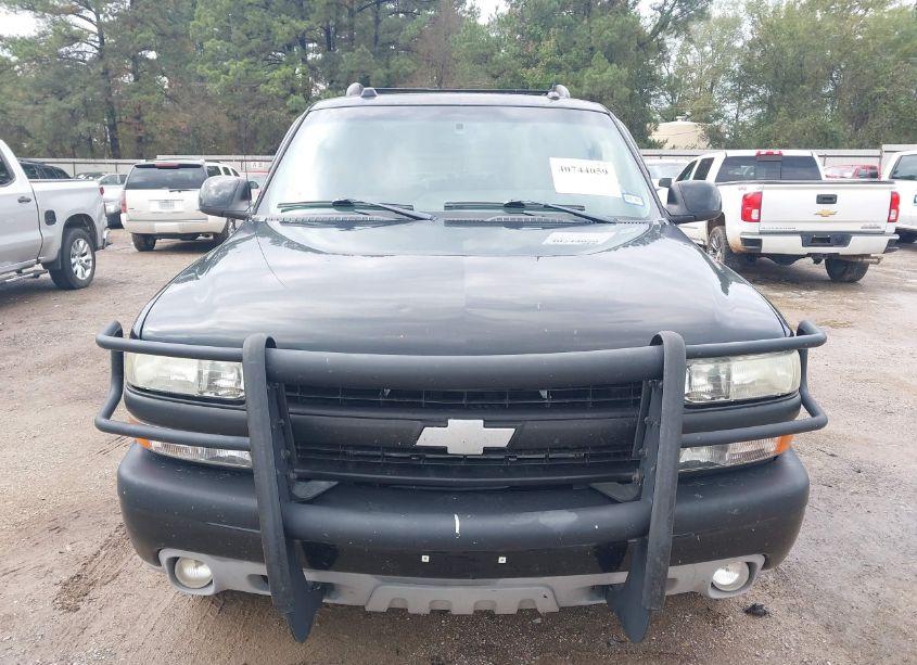 Photo 6 of 2005 Chevrolet Tahoe Z71 (VIN 1GNEK13T35R200327)