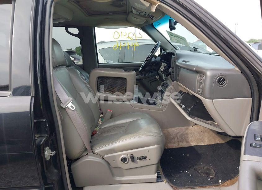 Photo 5 of 2006 Chevrolet Tahoe LT (VIN 1GNEK13T36R168478)