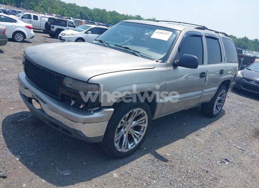 Photo 2 of 2000 Chevrolet Tahoe ALL NEW LS (VIN 1GNEK13T3YJ133246)