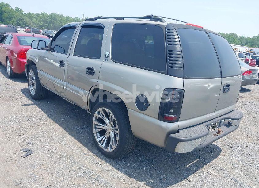 Photo 3 of 2000 Chevrolet Tahoe ALL NEW LS (VIN 1GNEK13T3YJ133246)