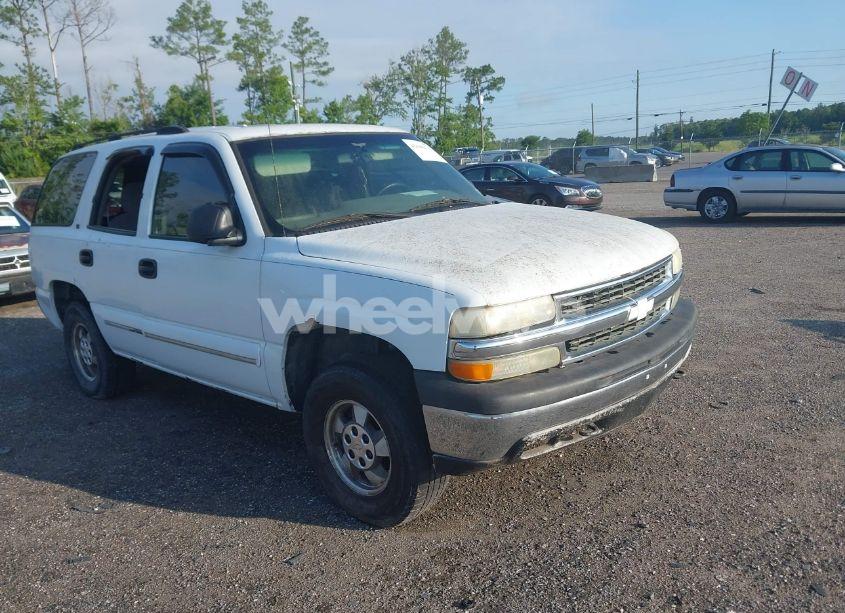 2001 Chevrolet Tahoe LS (VIN 1GNEK13T41J124223) main photo