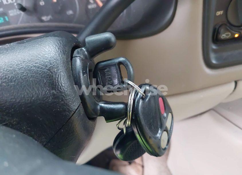 Photo 11 of 2001 Chevrolet Tahoe LT (VIN 1GNEK13T41R142321)