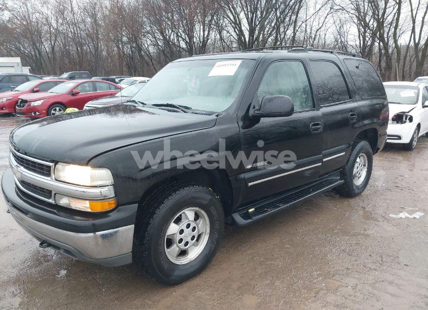 Photo 2 of 2001 Chevrolet Tahoe LT (VIN 1GNEK13T41R142321)