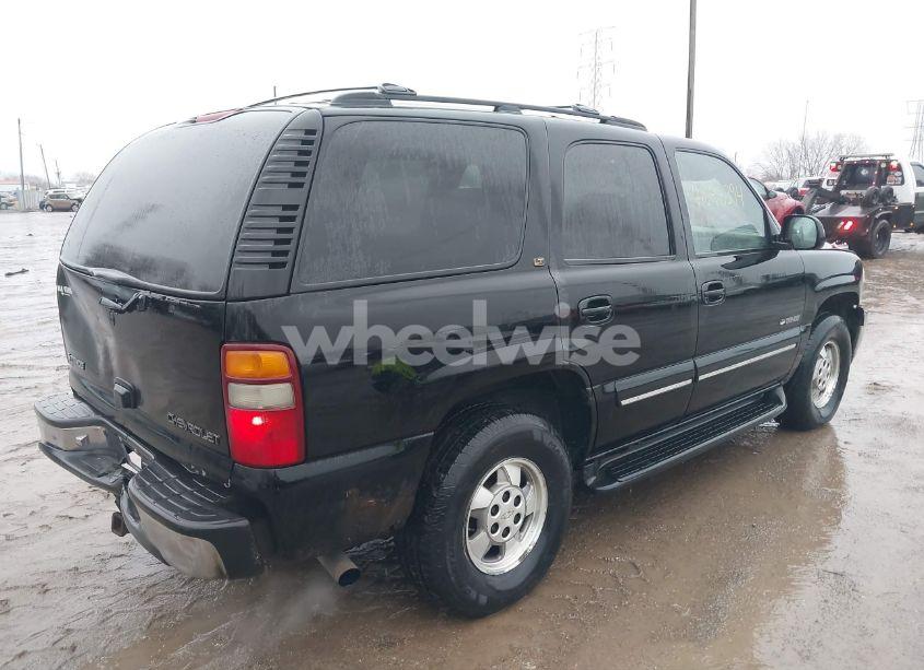 Photo 4 of 2001 Chevrolet Tahoe LT (VIN 1GNEK13T41R142321)