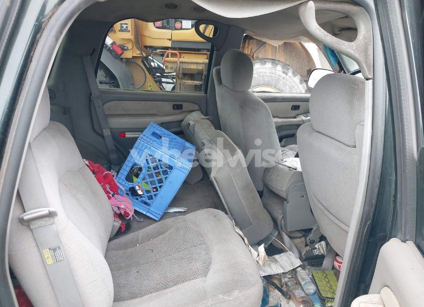 Photo 8 of 2001 Chevrolet Tahoe LS (VIN 1GNEK13T41R222136)