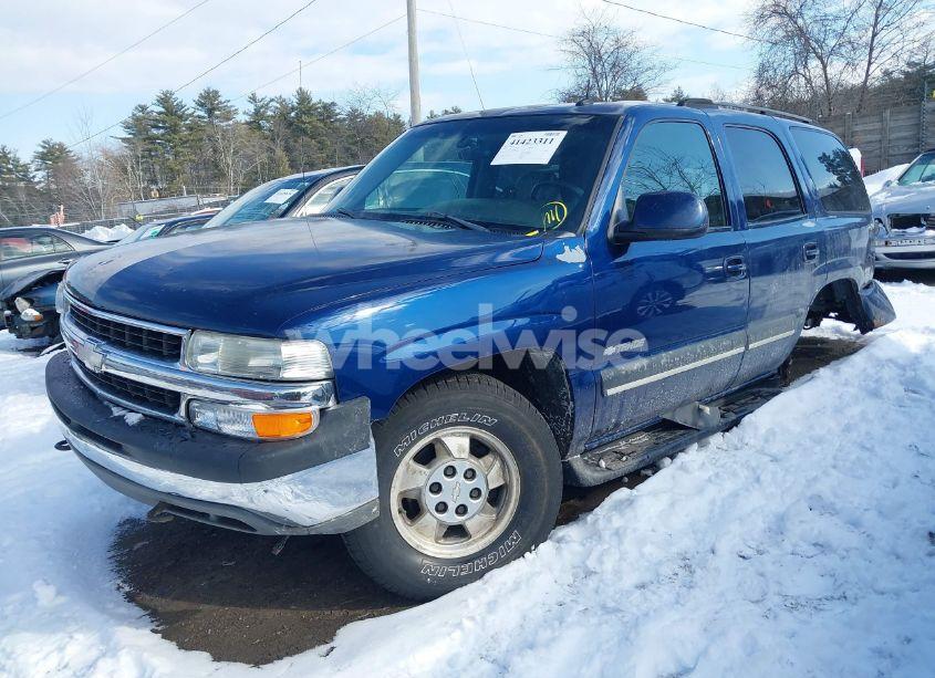 Photo 2 of 2003 Chevrolet Tahoe LT (VIN 1GNEK13T43J106095)