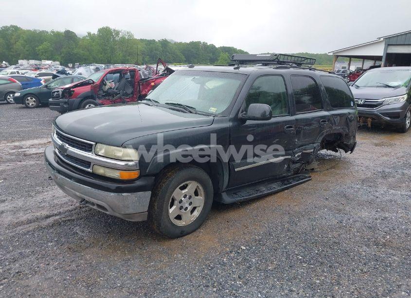 Photo 2 of 2004 Chevrolet Tahoe LT (VIN 1GNEK13T44J196897)