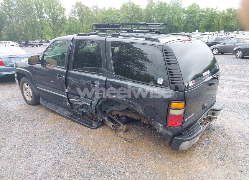 Photo 3 of 2004 Chevrolet Tahoe LT (VIN 1GNEK13T44J196897)