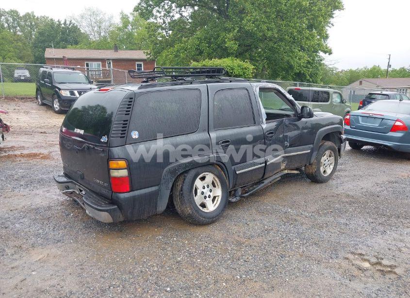 Photo 4 of 2004 Chevrolet Tahoe LT (VIN 1GNEK13T44J196897)