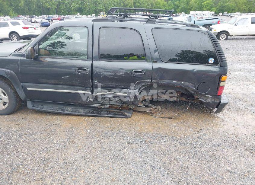Photo 6 of 2004 Chevrolet Tahoe LT (VIN 1GNEK13T44J196897)