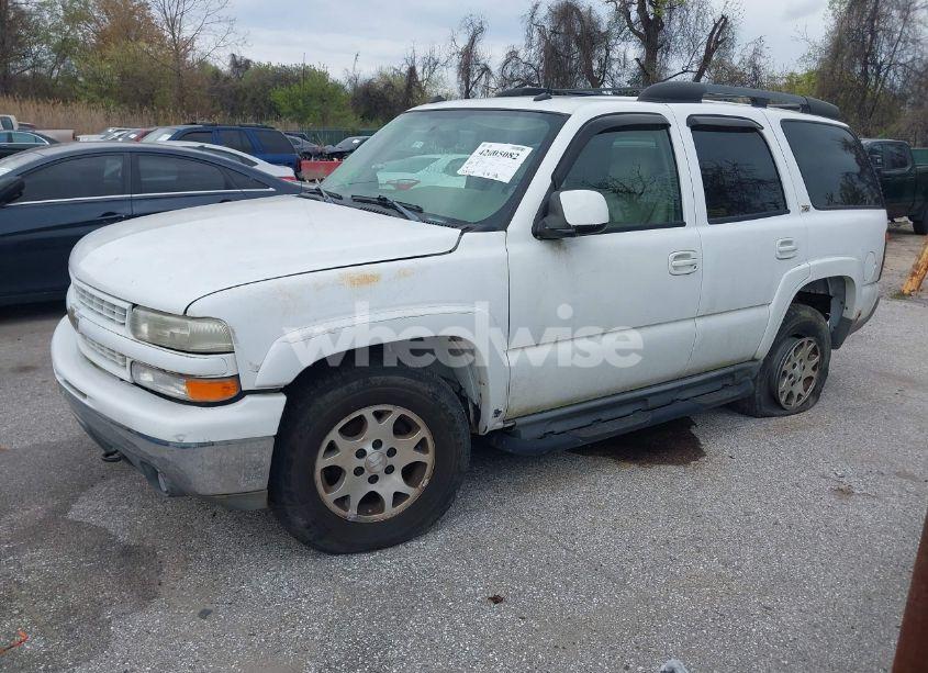 Photo 2 of 2004 Chevrolet Tahoe Z71 (VIN 1GNEK13T44R236784)