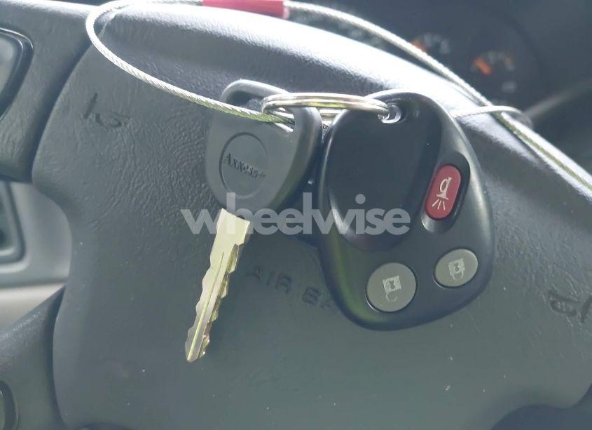 Photo 11 of 2005 Chevrolet Tahoe LT (VIN 1GNEK13T45J167997)