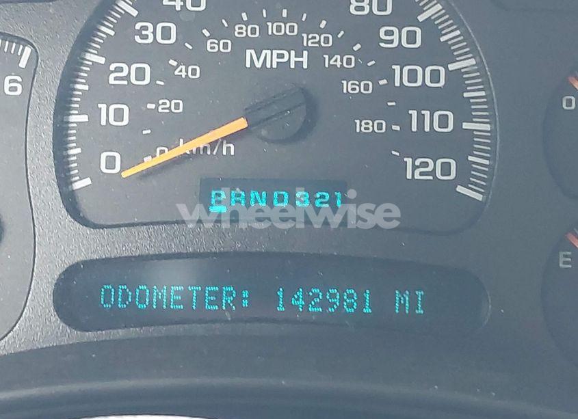 Photo 15 of 2005 Chevrolet Tahoe LT (VIN 1GNEK13T45J167997)