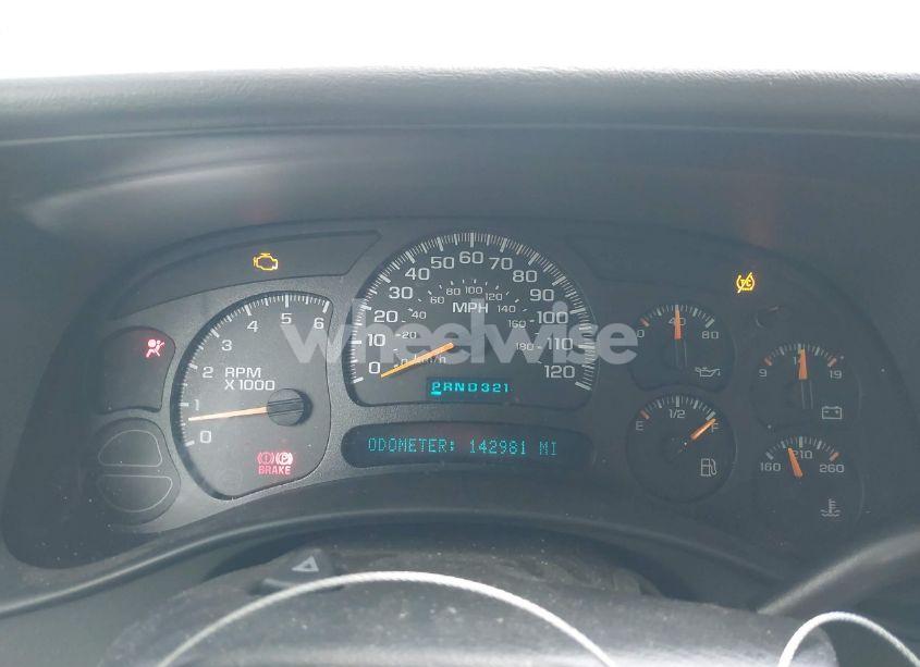 Photo 7 of 2005 Chevrolet Tahoe LT (VIN 1GNEK13T45J167997)