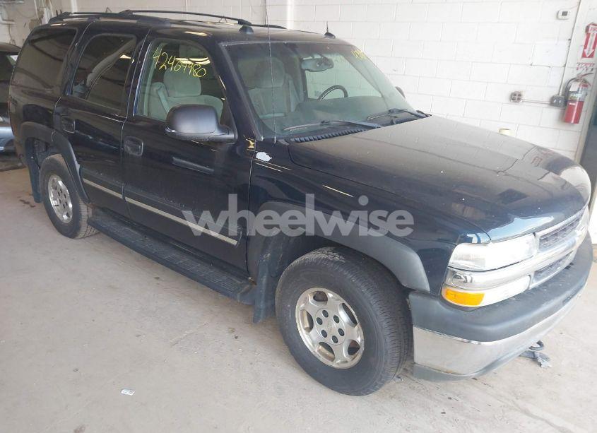 2005 Chevrolet Tahoe LS (VIN 1GNEK13T45J179356) main photo