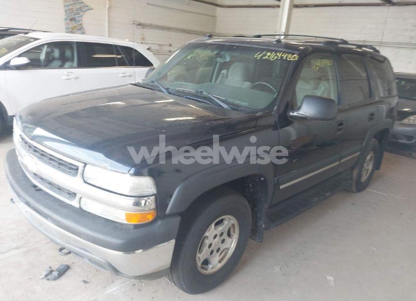 Photo 2 of 2005 Chevrolet Tahoe LS (VIN 1GNEK13T45J179356)