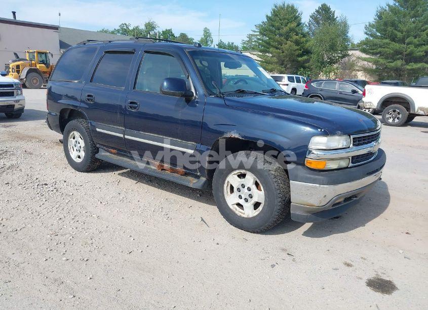 2005 Chevrolet Tahoe LT (VIN 1GNEK13T45J185545) main photo
