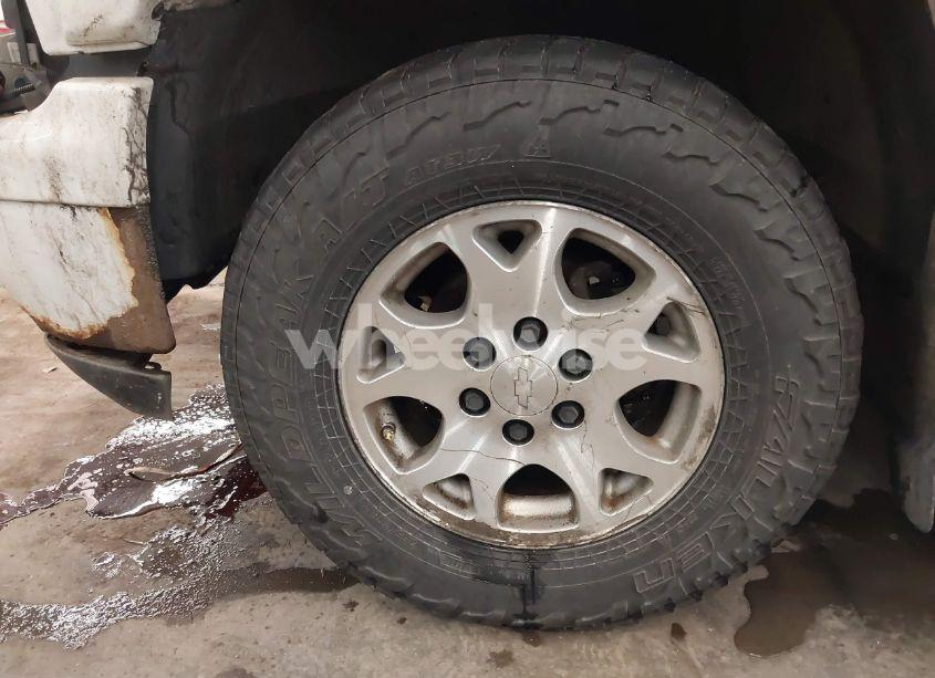 Photo 12 of 2005 Chevrolet Tahoe Z71 (VIN 1GNEK13T45R109891)