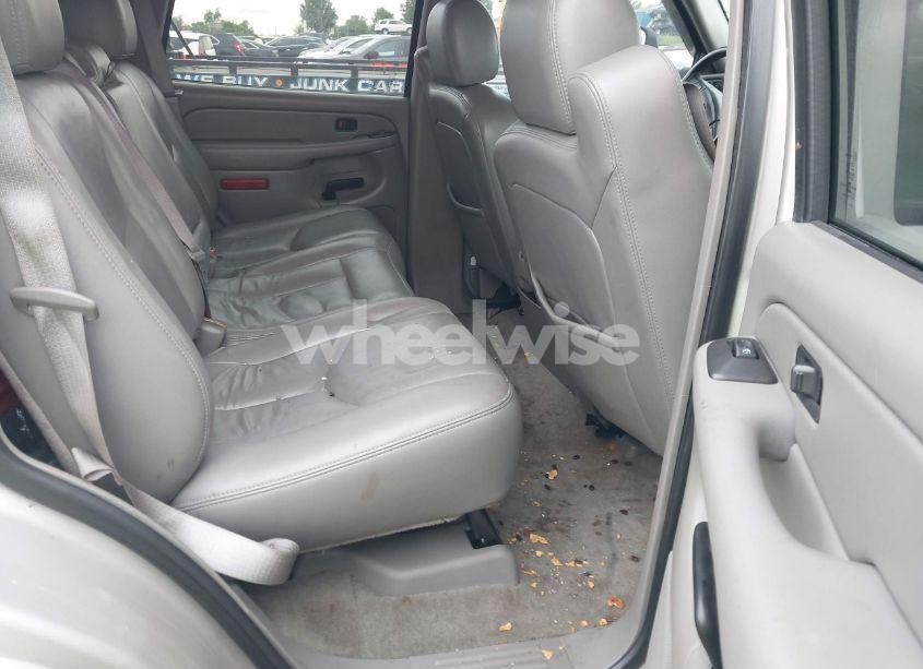 Photo 8 of 2006 Chevrolet Tahoe Z71 (VIN 1GNEK13T46R120469)