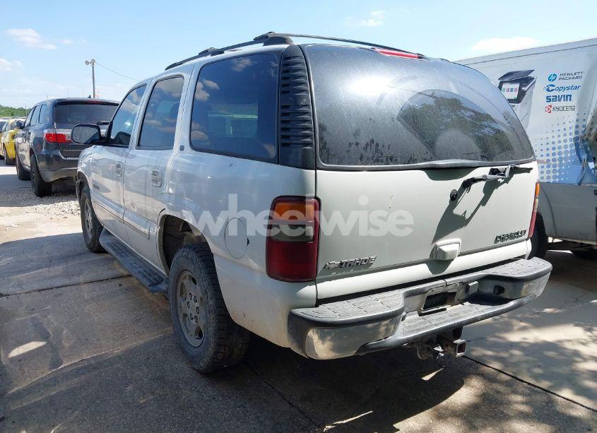 Photo 3 of 2002 Chevrolet Tahoe LT (VIN 1GNEK13T52J183640)