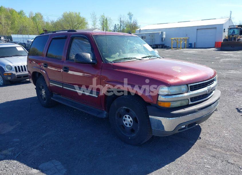 2005 Chevrolet Tahoe LS (VIN 1GNEK13T55J205379) main photo