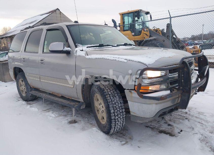 2005 Chevrolet Tahoe LT (VIN 1GNEK13T55J211120) main photo